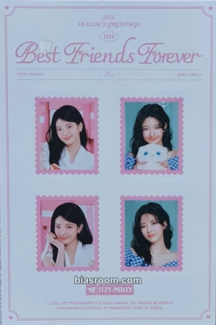Lia 2026: Best Friends Forever Season's Greetings Photocard - ITZY - ITZY K-pop photocard