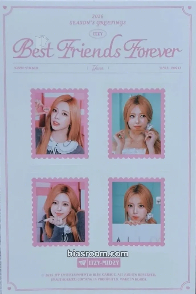 Yuna 2026: Best Friends Forever Season's Greetings Photocard - ITZY - ITZY K-pop photocard