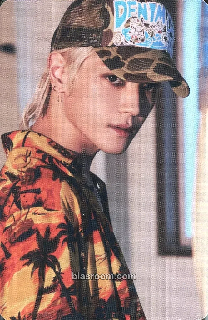 Taeyong 2 BADDIES MD Photocard - NCT 127 - NCT 127 K-pop photocard