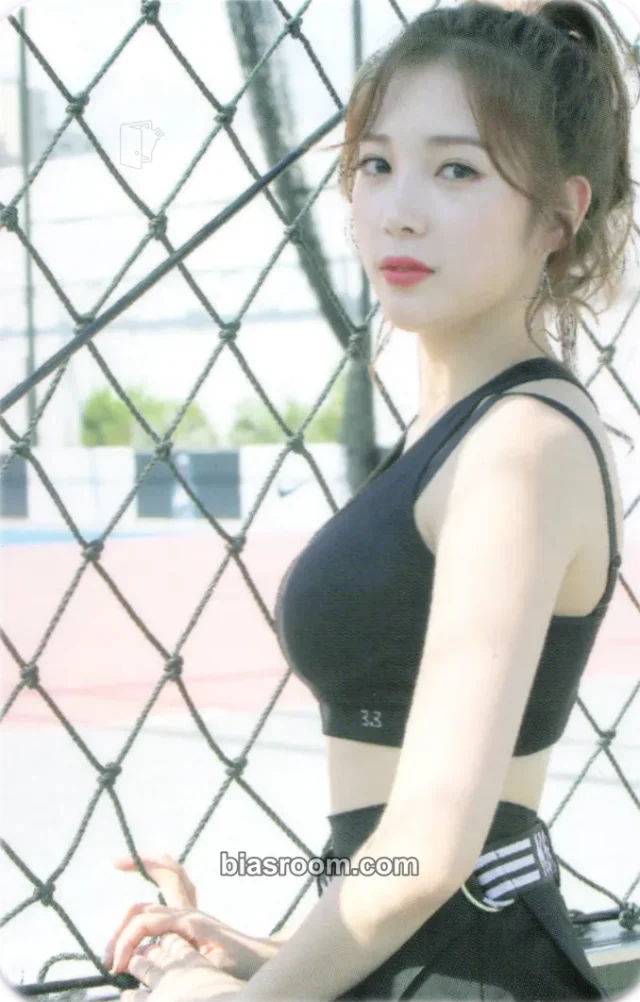 APRIL - Chaekyung - The Ruby Album album photocard