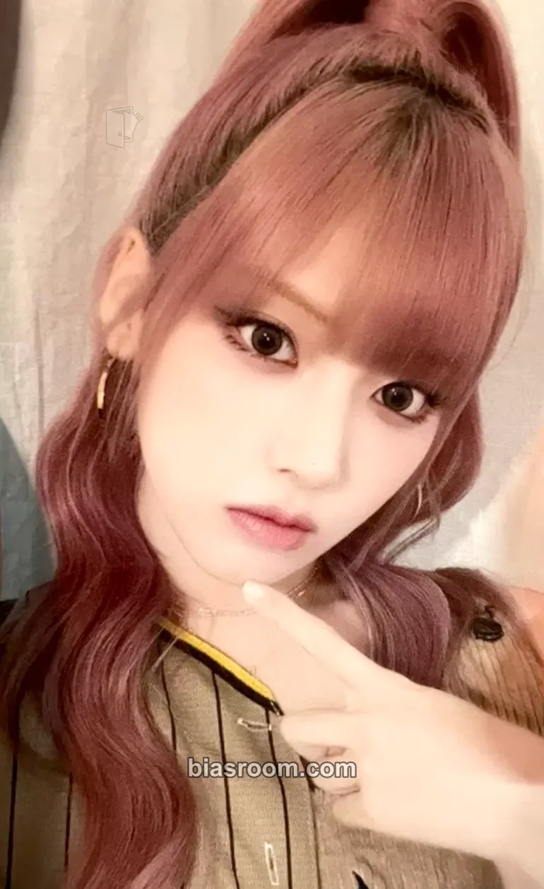 Jiwoo Fe3O4: STICK OUT Photocard - NMIXX - NMIXX K-pop photocard