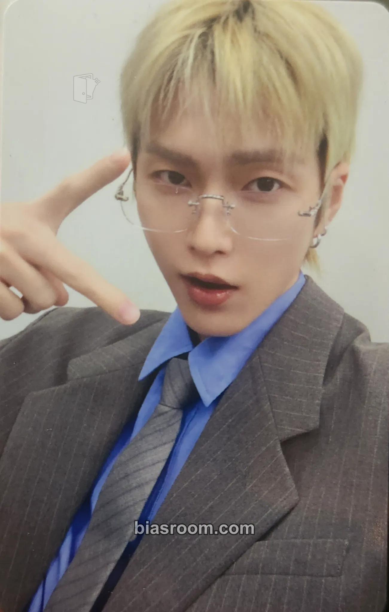 XngHan (ex. Seunghan) Glow Photocard - XngHan&Xoul - XngHan&Xoul K-pop photocard