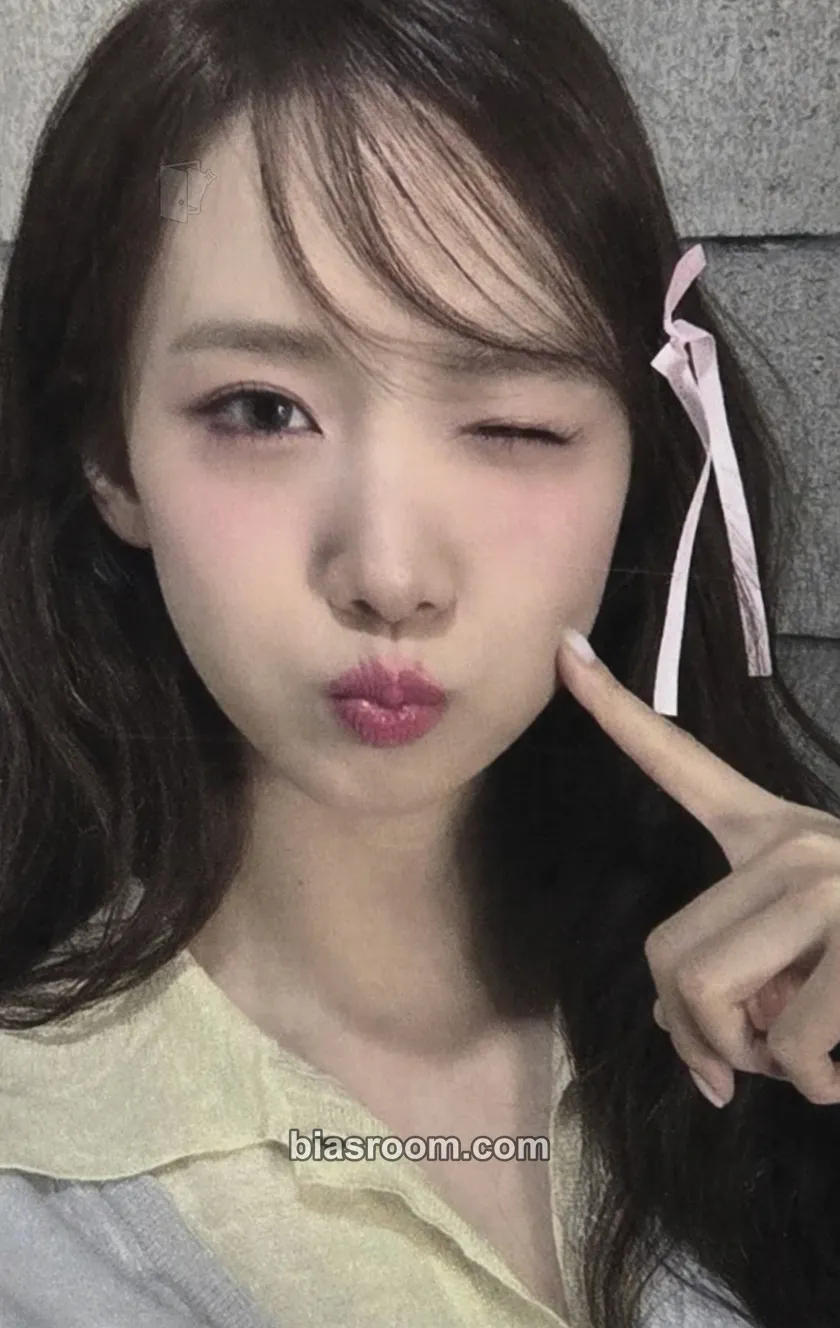 Yoona LIM YOONA 'So Wonderful Day' POP-UP Photocard - Girls' Generation - Girls' Generation K-pop photocard