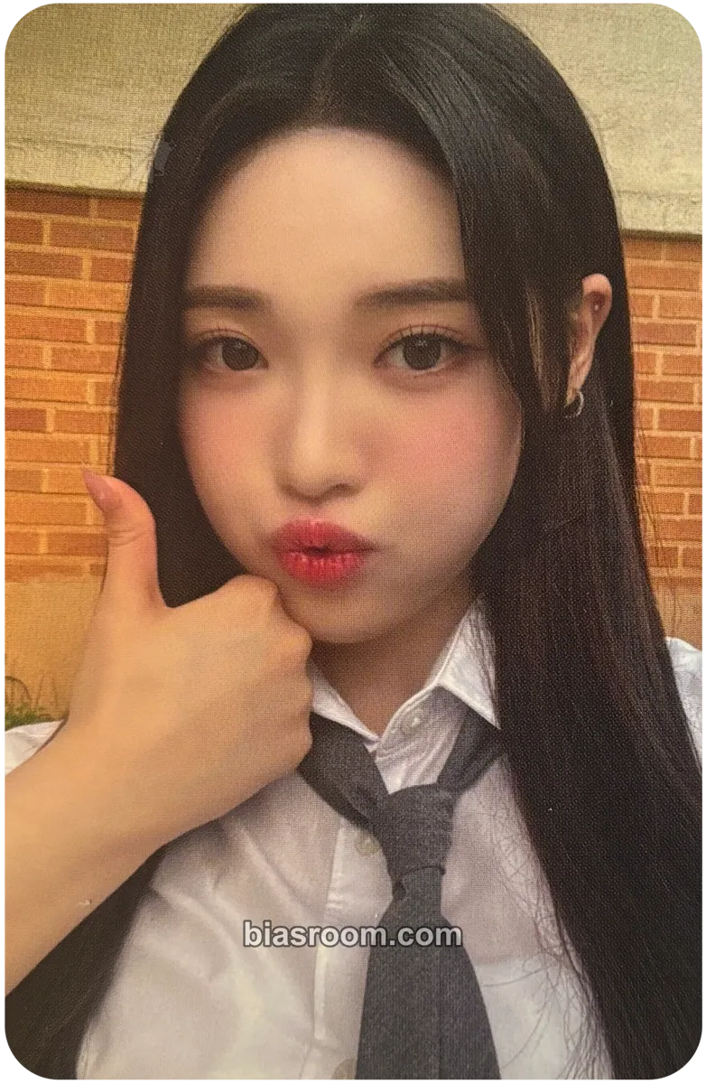 Haram The Billage of Perception: Chapter Two Photocard - Billlie - Billlie K-pop photocard