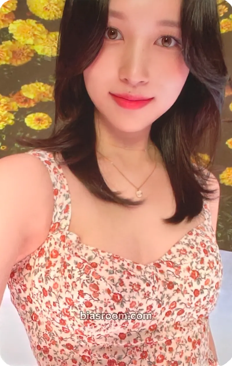 Mina D'ICON DFESTA Twice Dispatch 10th anniversary Photocard - TWICE - TWICE K-pop photocard