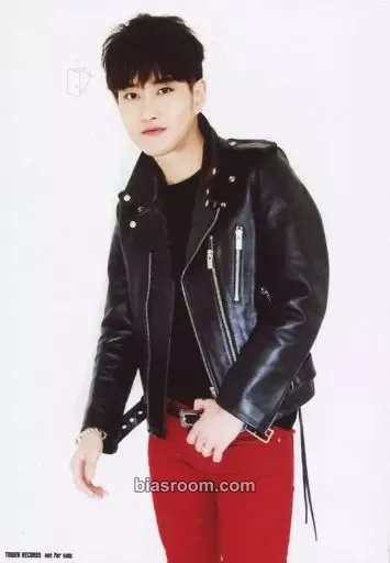 B-Bomb H.E.R (Japanese Version) Photocard - Block B - Block B K-pop photocard