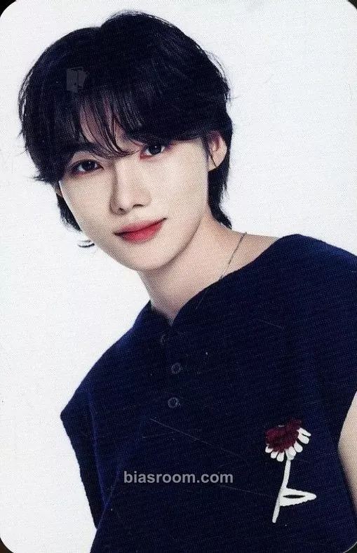 New WORLD TOUR: Zeneration 2 Photocard - THE BOYZ - THE BOYZ K-pop photocard