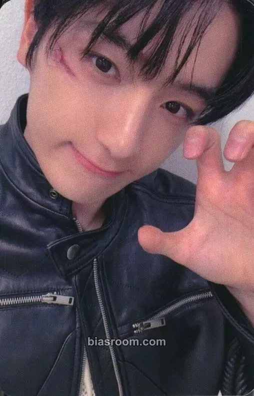 Hyunjae Unexpected Photocard - THE BOYZ - THE BOYZ K-pop photocard