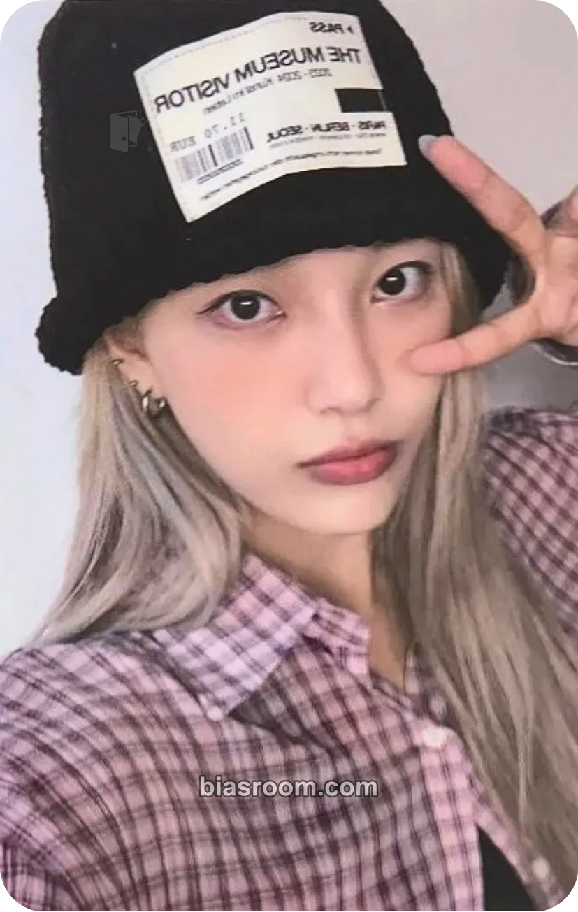 Moon Sua appendix: Of All We Have Lost Photocard - Billlie - Billlie K-pop photocard