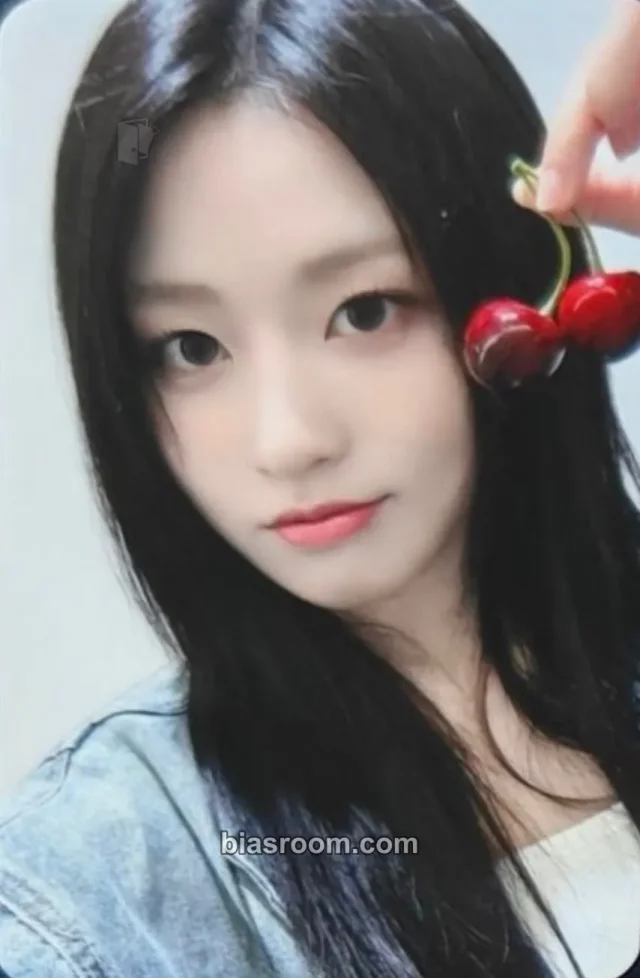 Latency - Heeyeon - LATE O’ CLOCK Album photo event everline fansign