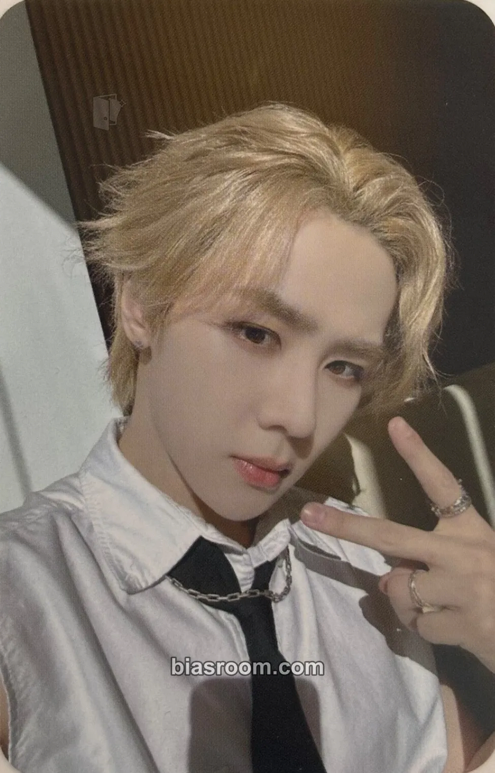 Kun Give Me That Photocard - WayV - WayV K-pop photocard