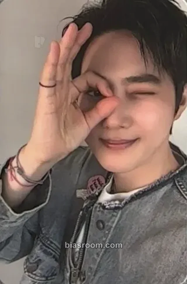 EXO - Suho - 2025 SMTOWN: THE CULTURE, THE FUTURE Album qq music smtown
