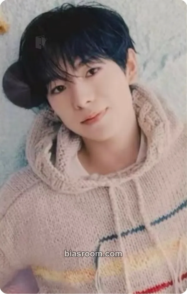 Yushi WISHFUL Photocard - NCT WISH - NCT WISH K-pop photocard