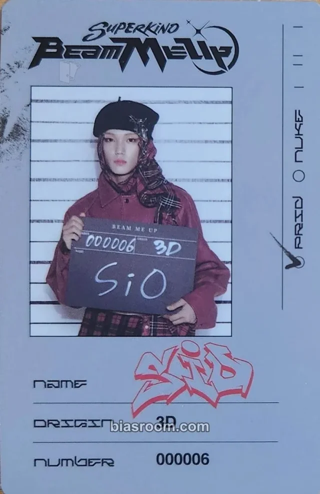 SiO Superkind Profiles of the Future (Λ) : 70% K-pop photocard
