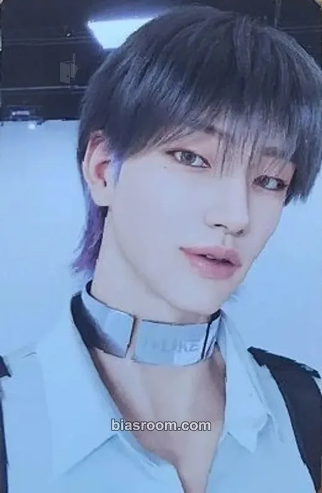 Superkind - Seung - Profiles of the Future (Λ) : 70% Album album photocard 3d version