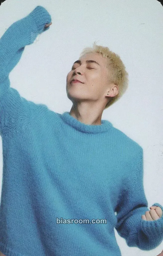 Xiumin 2023 EXO Season's Greetings Photocard - EXO - EXO K-pop photocard