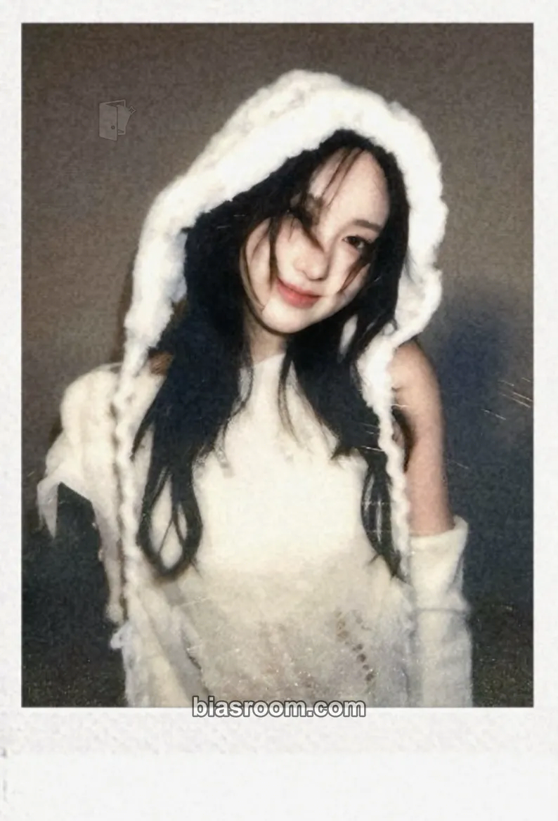 Gaeul IVE EMPATHY Photocard - IVE - IVE K-pop photocard