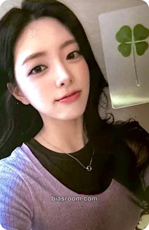 Yuna TUNNEL VISION Photocard - ITZY - ITZY K-pop photocard