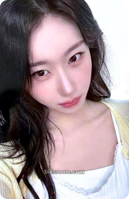 Chaeryeong TUNNEL VISION Photocard - ITZY - ITZY K-pop photocard
