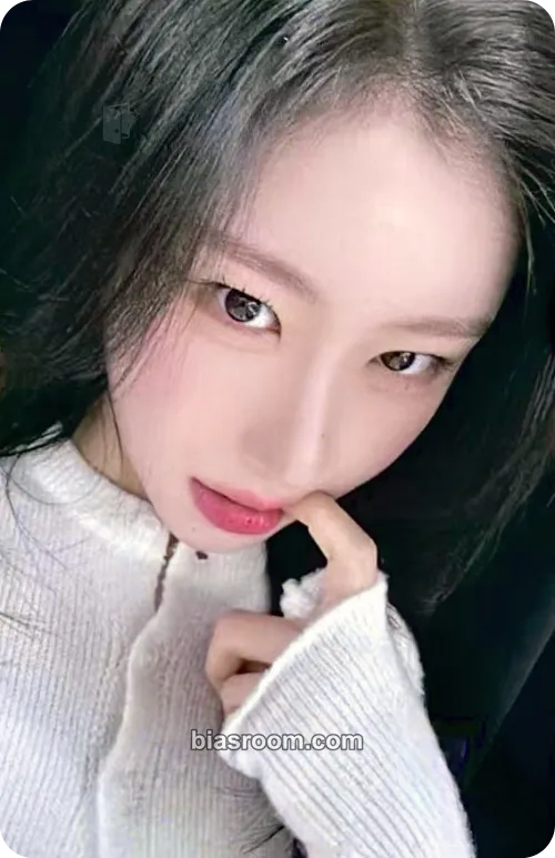 Chaeryeong TUNNEL VISION Photocard - ITZY - ITZY K-pop photocard