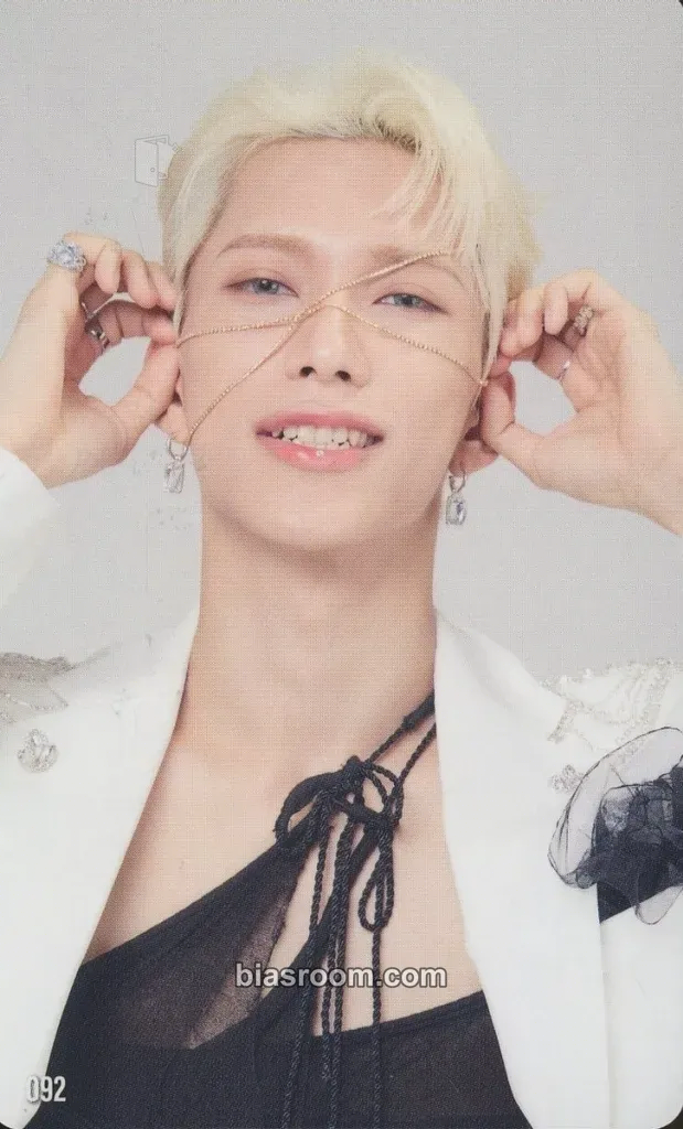 Rihito Disaster Preparedness Starter Kit Photocard - INI - INI K-pop photocard