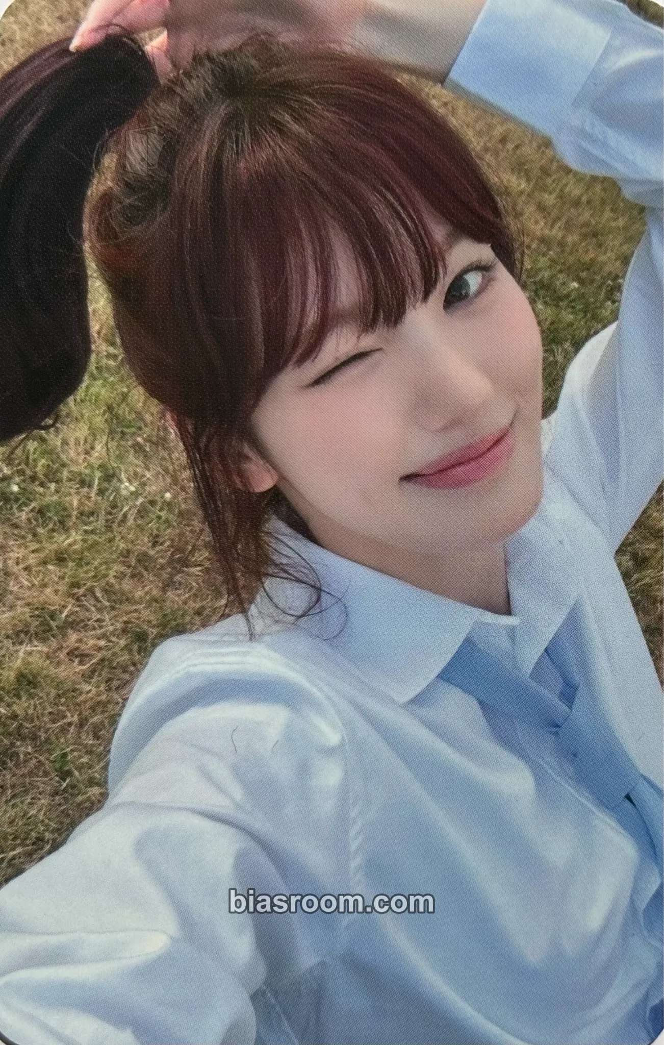 Sui DANCING ALONE Photocard - KiiiKiii - KiiiKiii K-pop photocard