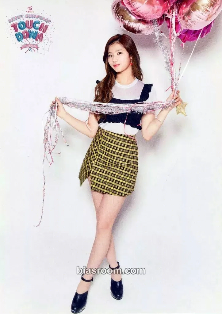 Sana Twice Debut Showcase "Touchdown in Japan" Photocard - TWICE - TWICE K-pop photocard