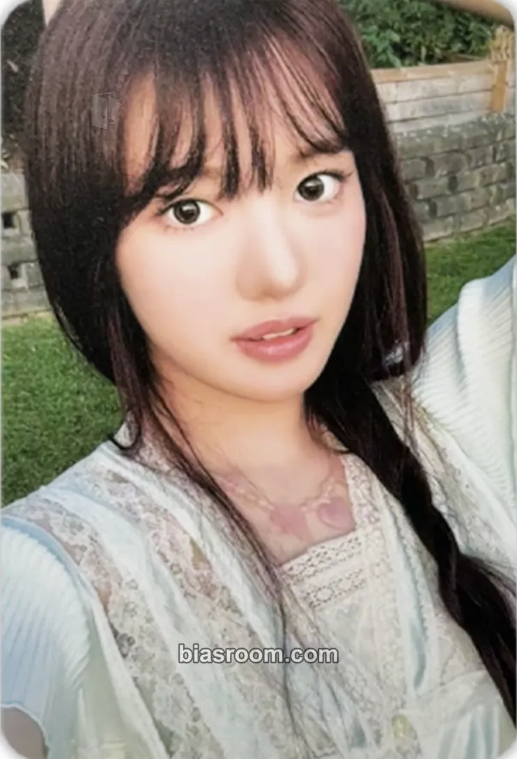 Sui KiiiKiii x Slush Truck Photocard - KiiiKiii - KiiiKiii K-pop photocard