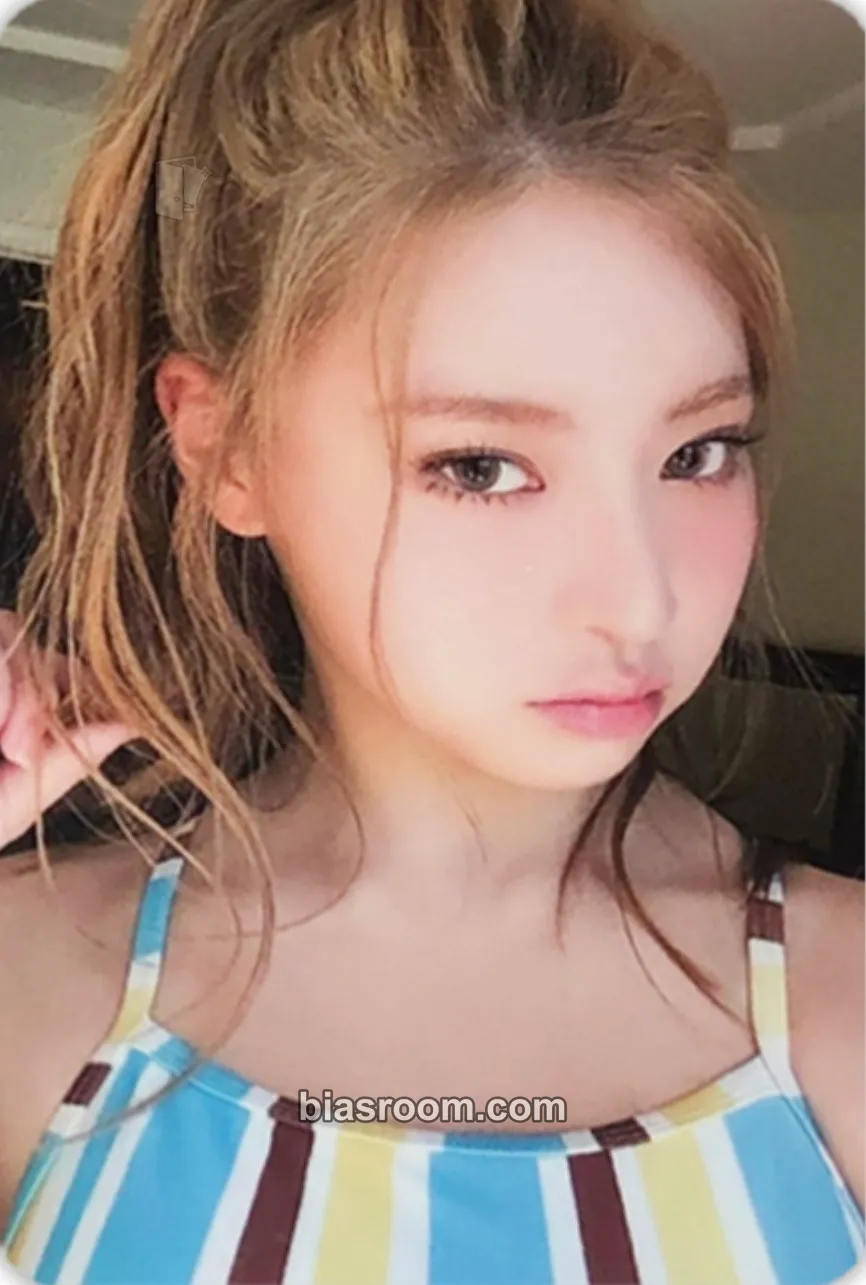 Haum KiiiKiii x Slush Truck Photocard - KiiiKiii - KiiiKiii K-pop photocard