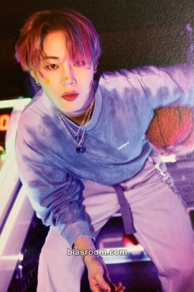 Ha Sung Woon - Ha Sung Woon - Sneakers Album album inclusion postcard set easy version