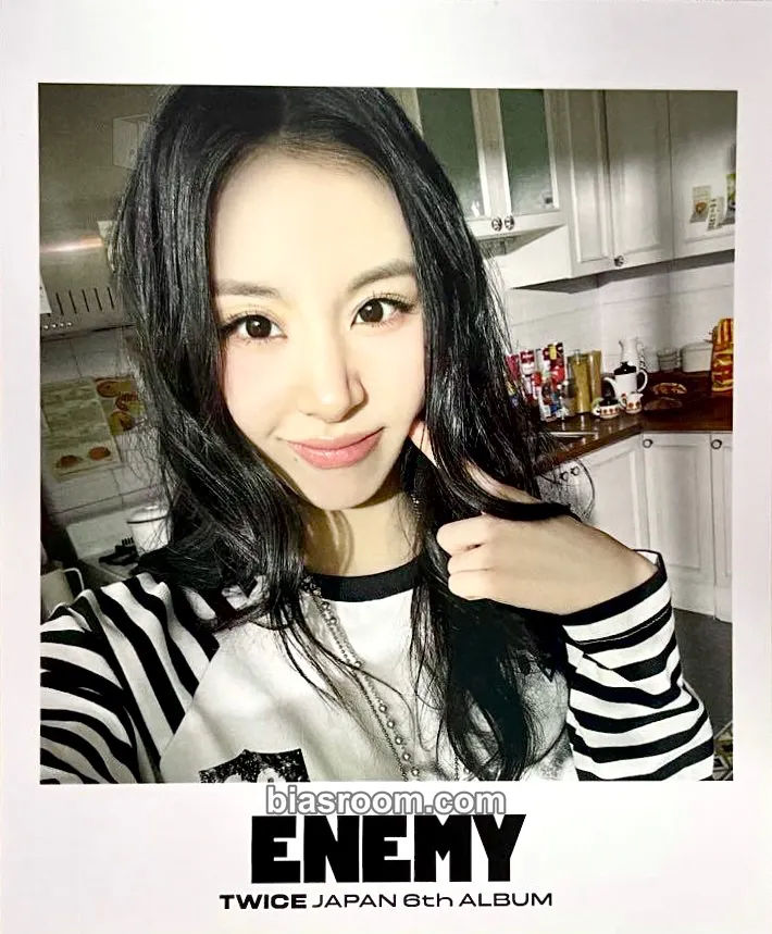 Chaeyoung ENEMY Photocard - TWICE - TWICE K-pop photocard