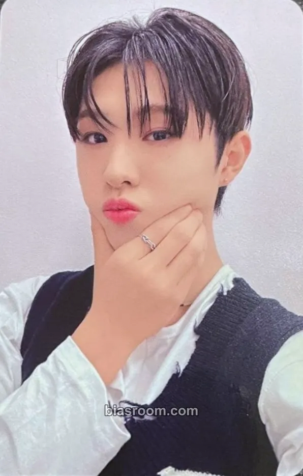 Hyui Ride the Vibe (Japanese ver.) / Keep on Moving Photocard - NEXZ - NEXZ K-pop photocard