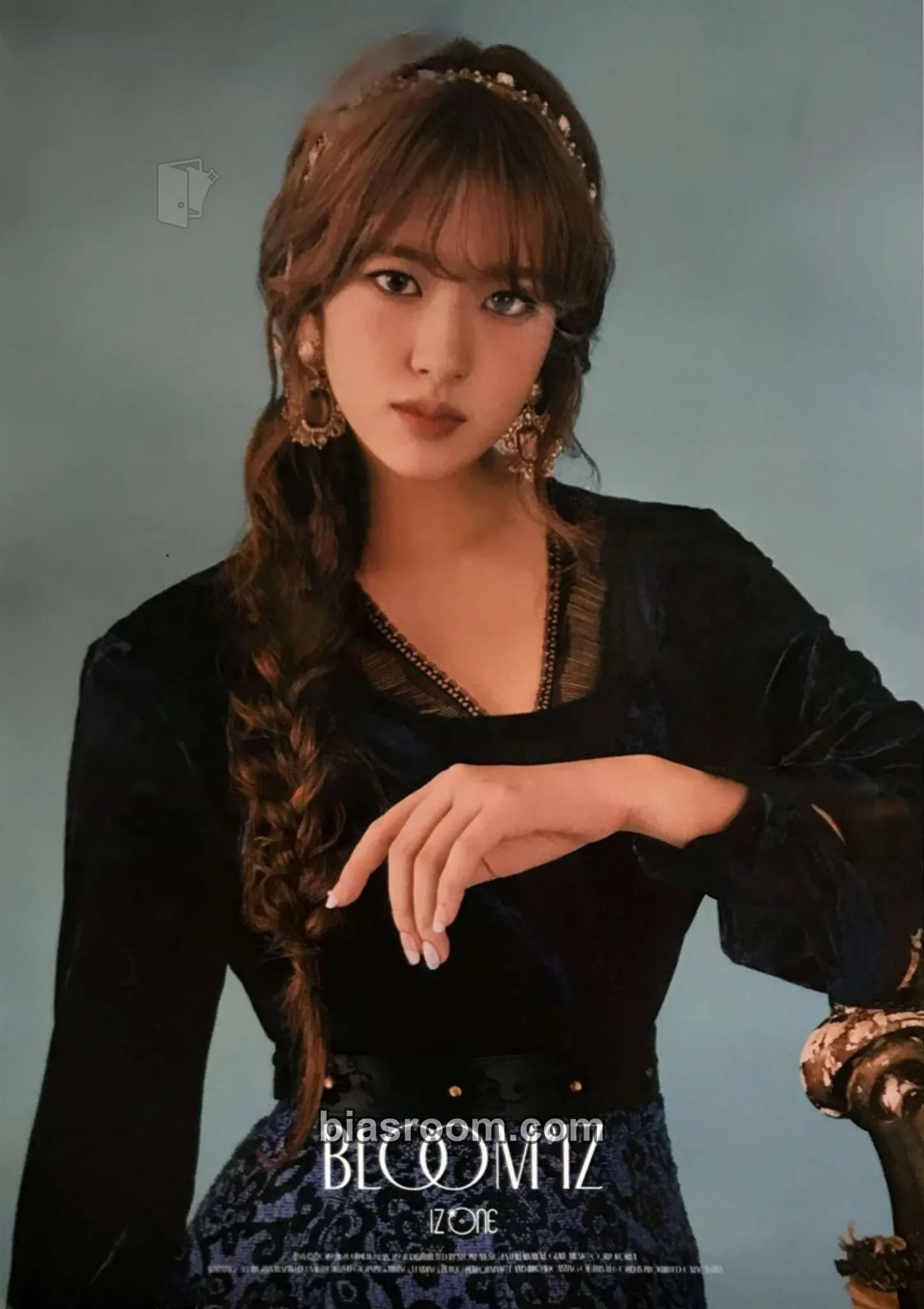 Yujin BLOOM*IZ Photocard - IZ*ONE - IZ*ONE K-pop photocard