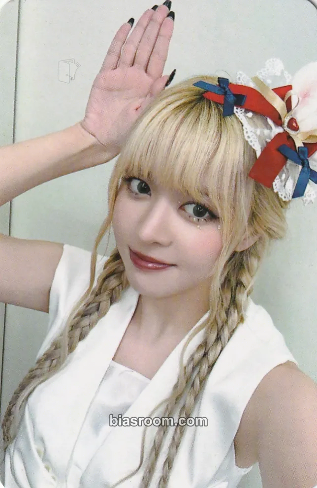 Lily Blue Valentine Photocard - NMIXX - NMIXX K-pop photocard