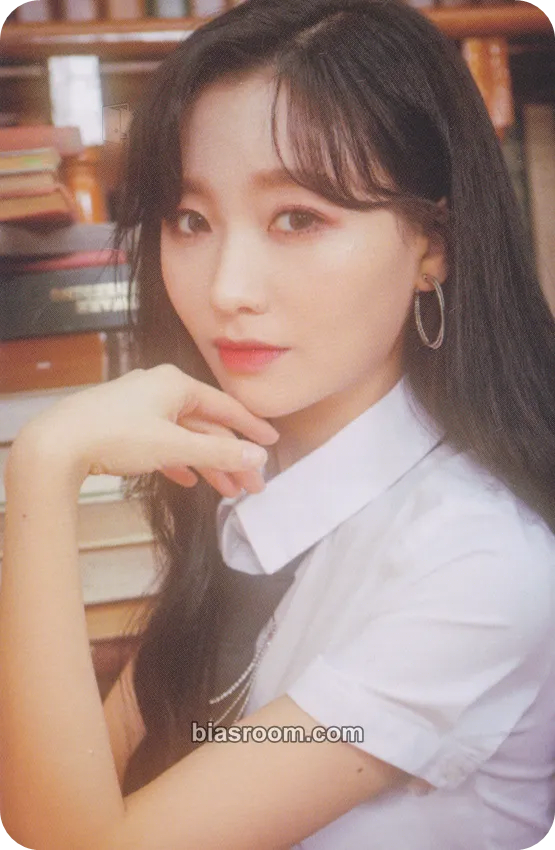 Sujeong Lovelyz in Winterland 3 Photocard - Lovelyz - Lovelyz K-pop photocard