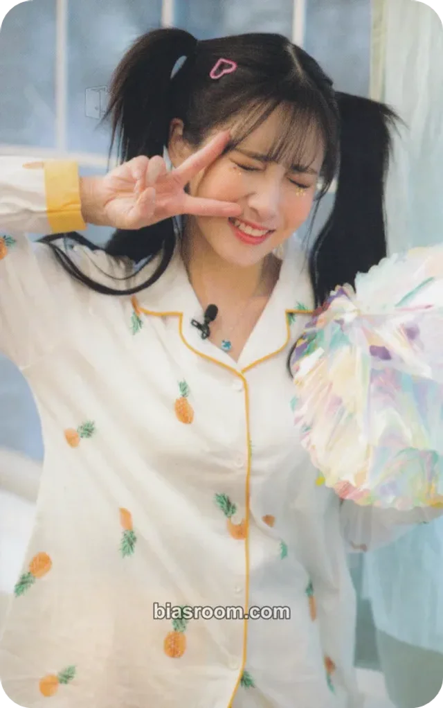 Lovelyz - Jiae - Lovelyz in Winterland 3 Event kihno version photocard set