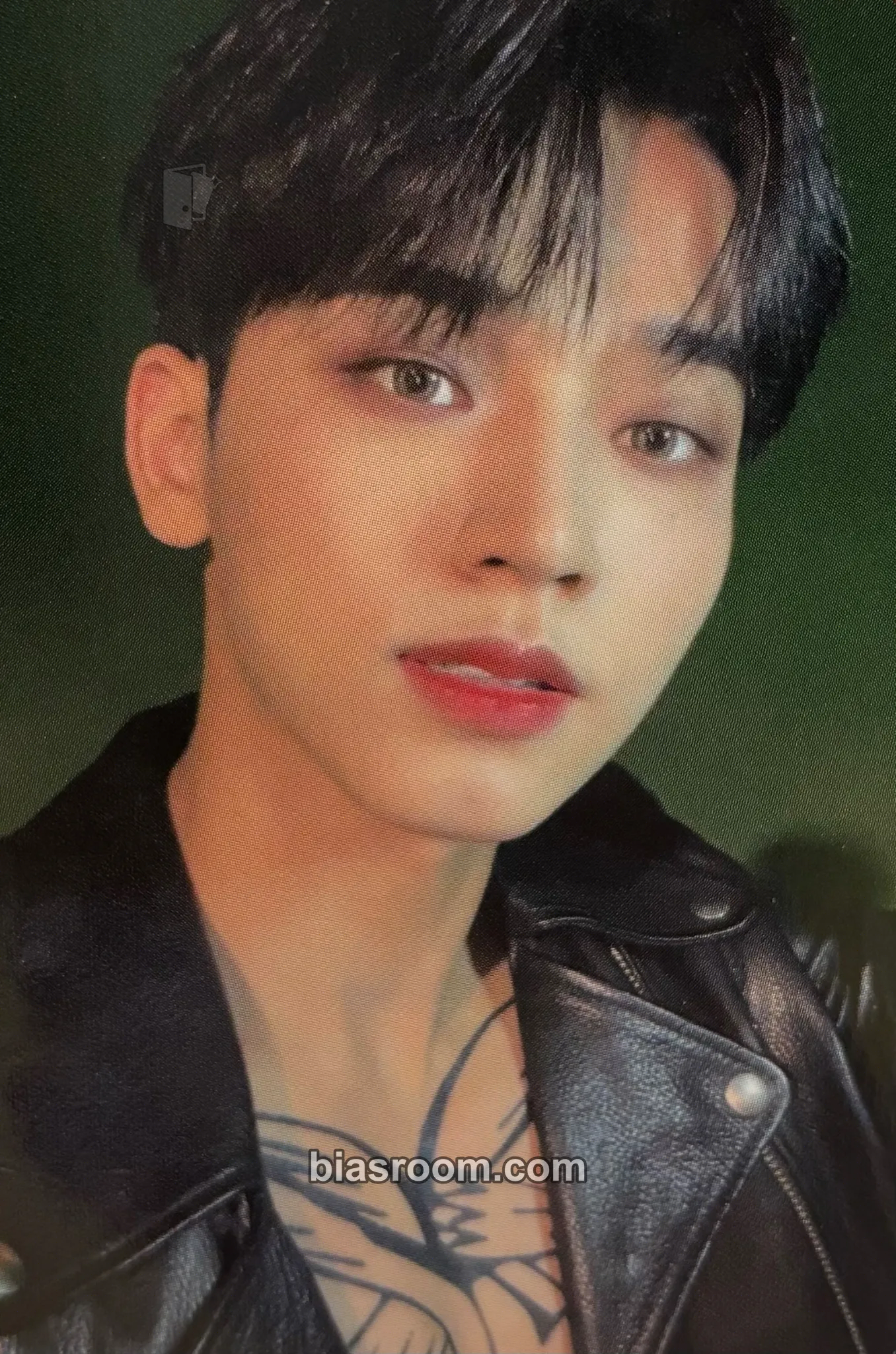 Hyuk Love Me Like Photocard - Omega X - Omega X K-pop photocard