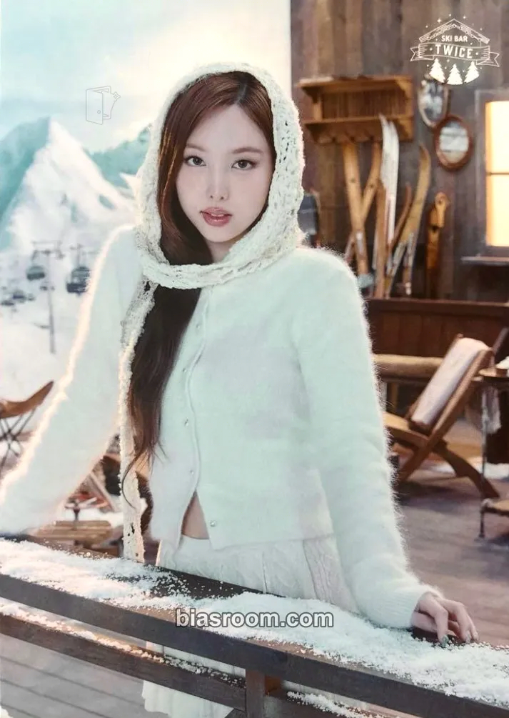 Nayeon 2024 JYP Japan Pop-up Store ‘SKI BAR’ Photocard - TWICE - TWICE K-pop photocard