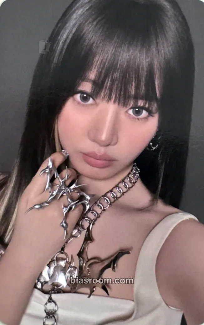 Rora CHOOM Photocard - BABYMONSTER - BABYMONSTER K-pop photocard