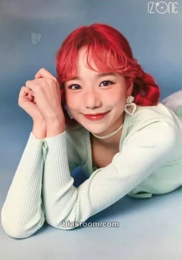 Jo Yuri Oneiric Diary Photocard - IZ*ONE - IZ*ONE K-pop photocard