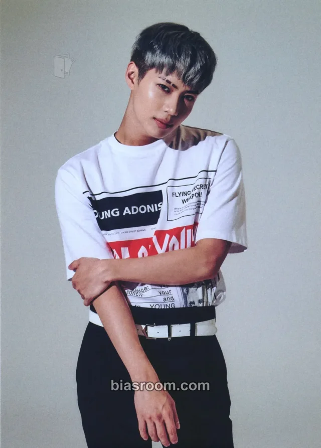 Taemin - Taemin - MOVE - The 2nd Album Album postcard set merch