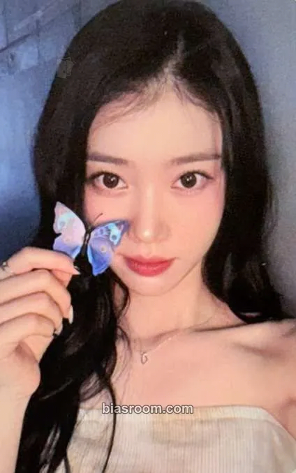 Xiaoting BUBBLE GUM Photocard - Kep1er - Kep1er K-pop photocard