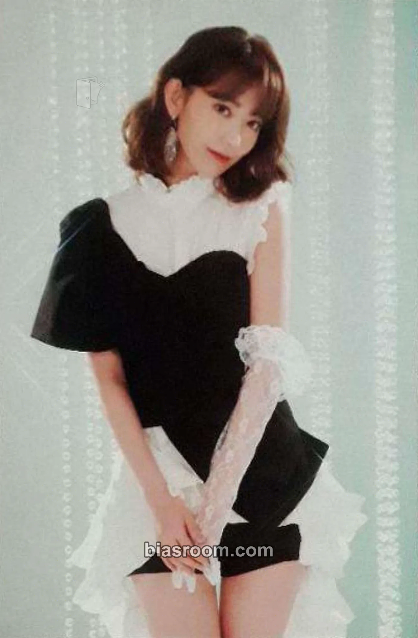 Sakura HEART*IZ POP-UP STORE Photocard - IZ*ONE - IZ*ONE K-pop photocard
