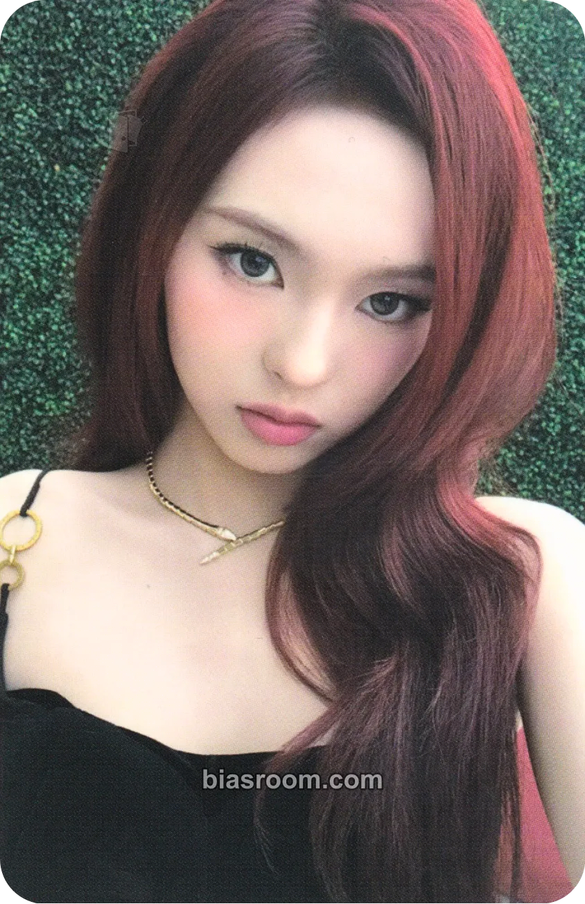 Chiquita CHOOM Photocard - BABYMONSTER - BABYMONSTER K-pop photocard