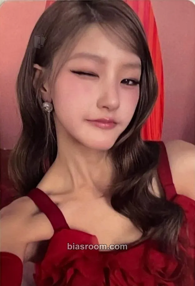 Haneul Who Is She Photocard - KISS OF LIFE - KISS OF LIFE K-pop photocard