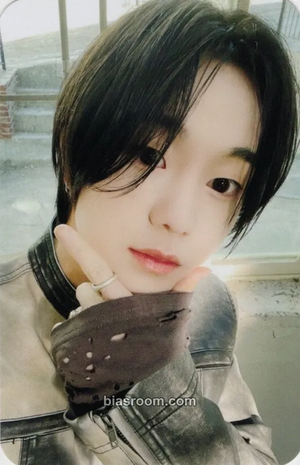 Hyunsoo For Real? Photocard - TNX - TNX K-pop photocard