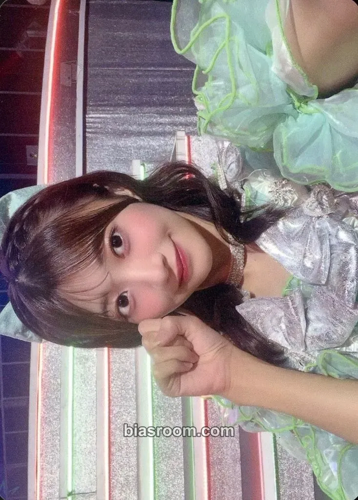 Kana Itakura Random Trading Cards Ver.7 Photocard - Cutie Street - Cutie Street K-pop photocard