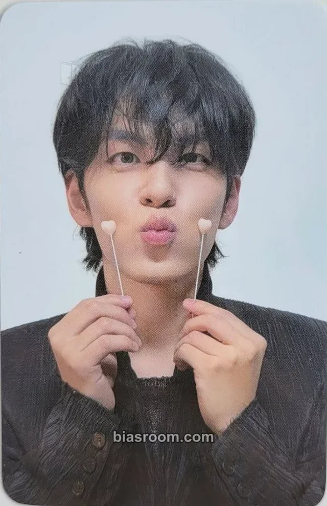 DAY6  - Wonpil - Wonpil Solo Concert ‘Unpiltered’ Event photocard set merch photocard tin case