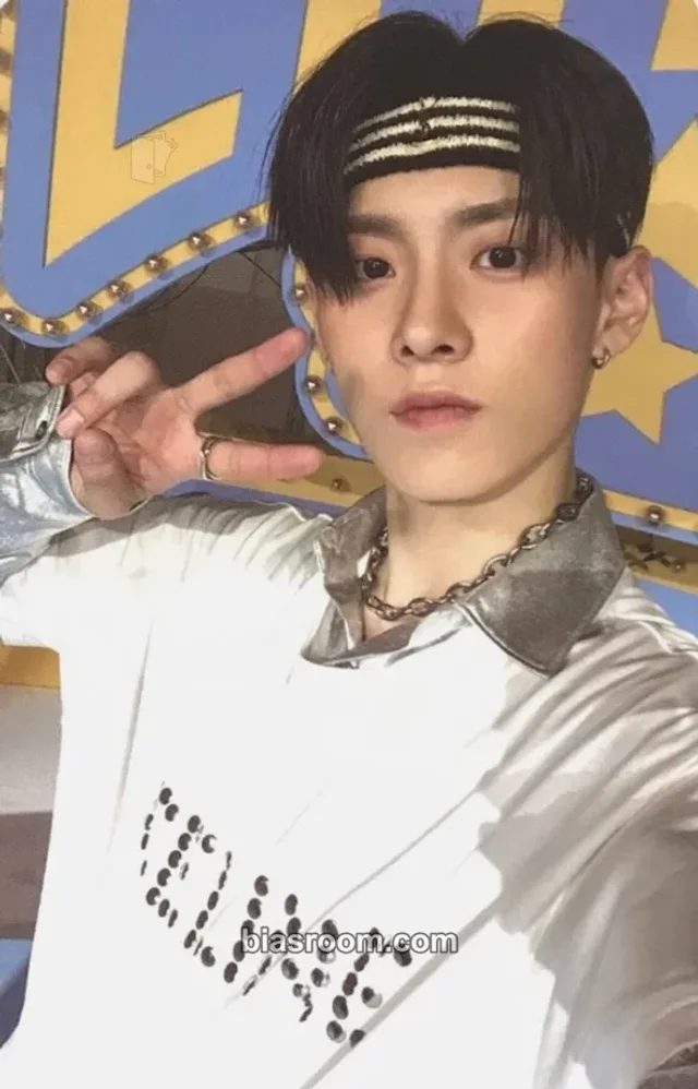 TNX - Kyung Jun - Boyhood Album album photocard deja vu version