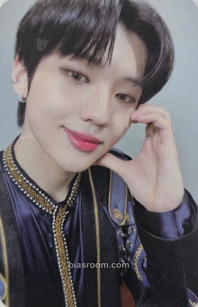 Junhyeok WAY UP Photocard - TNX - TNX K-pop photocard
